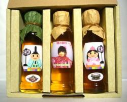 ひな祭りの写真をラベルにしたはちみつを配っちゃいましょう！